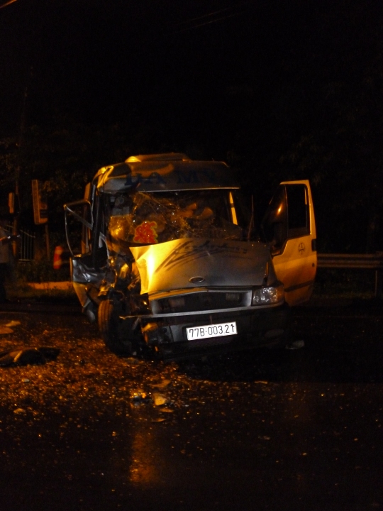 ... but the minibus was the major casualty